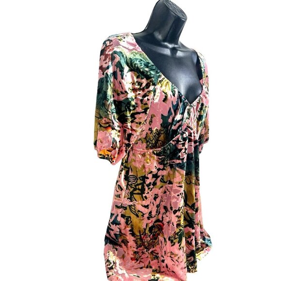 HaleBob Gold & Craft Blouse Top Burnot Silky‎ Velvet Floral Print NWT S Small - Picture 1 of 5